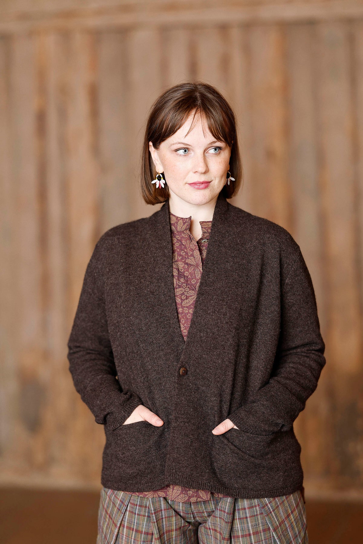 Brun cardigan från Mansted