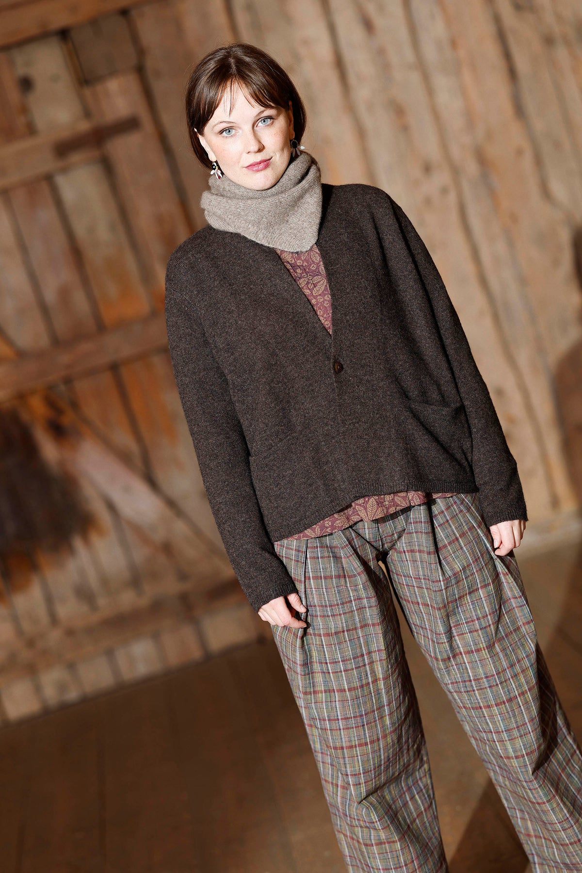 Brun cardigan från Mansted
