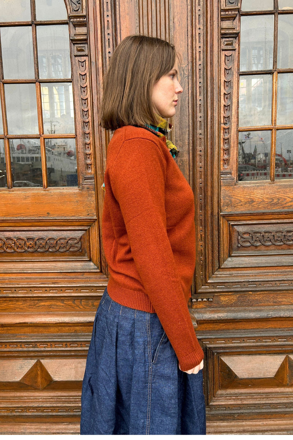 Terracotta farvet cardigan fra Mansted