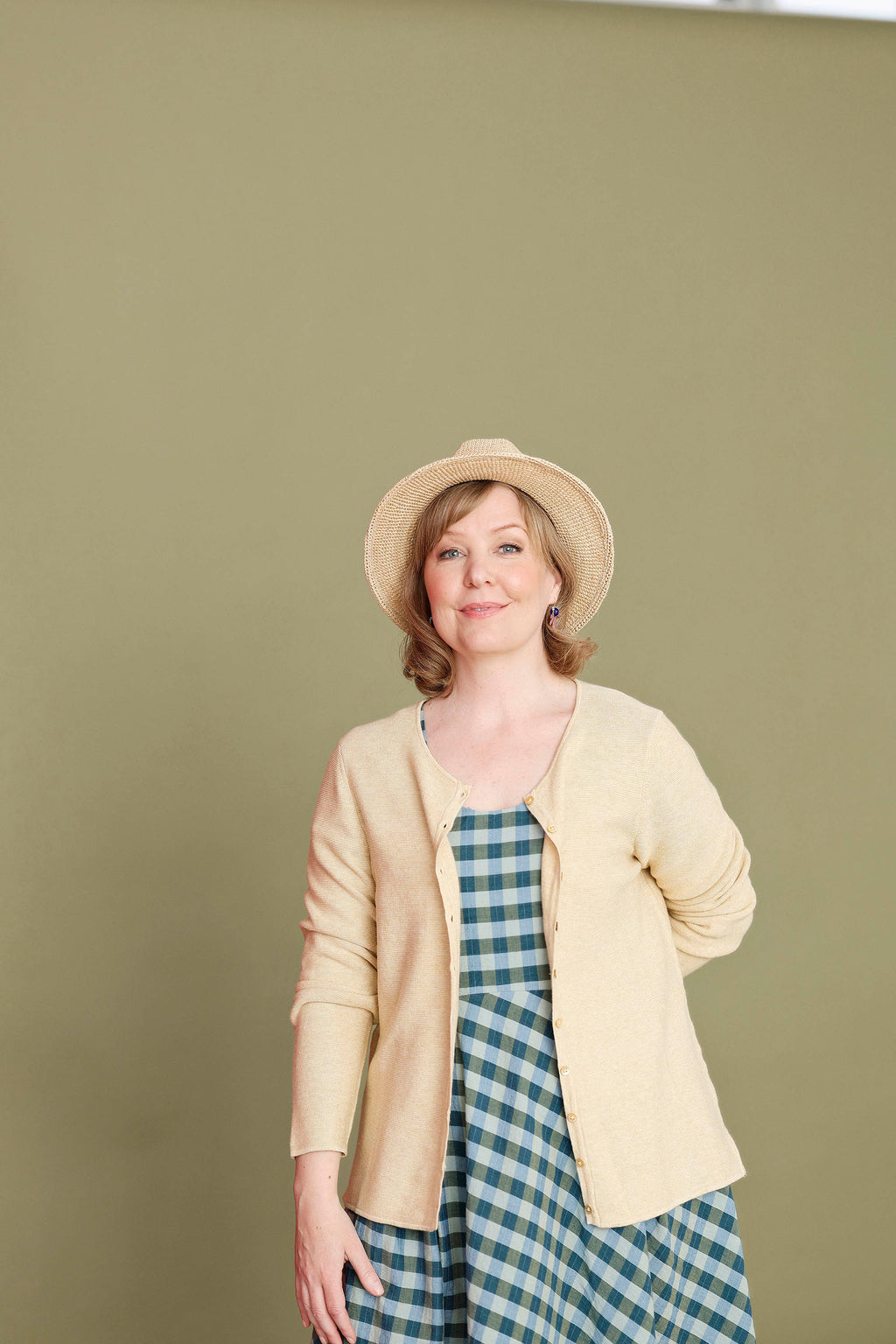 Pale yellow cardigan from Mansted