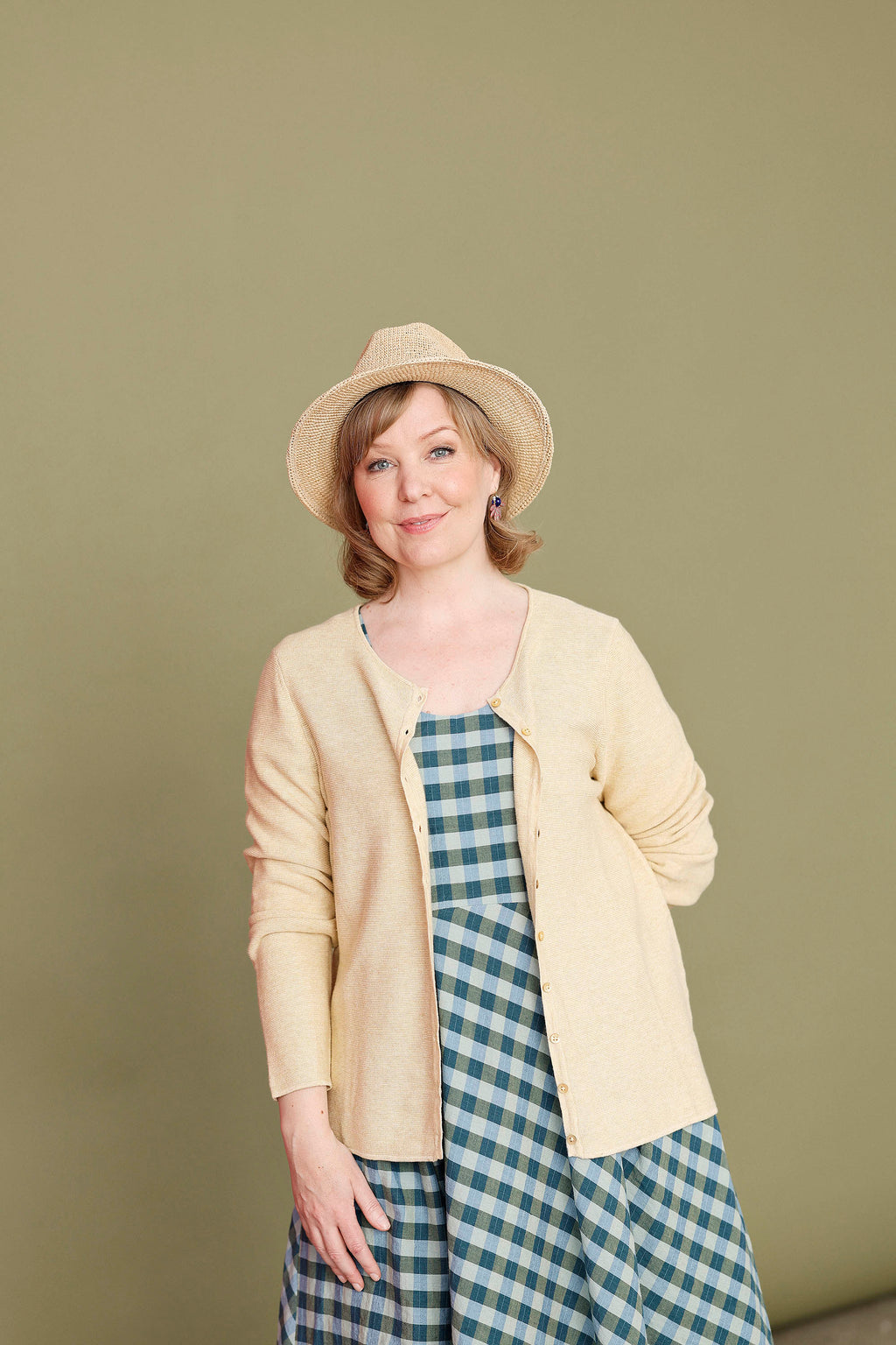 Pale yellow cardigan from Mansted