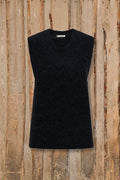 black wool vest from Mansted