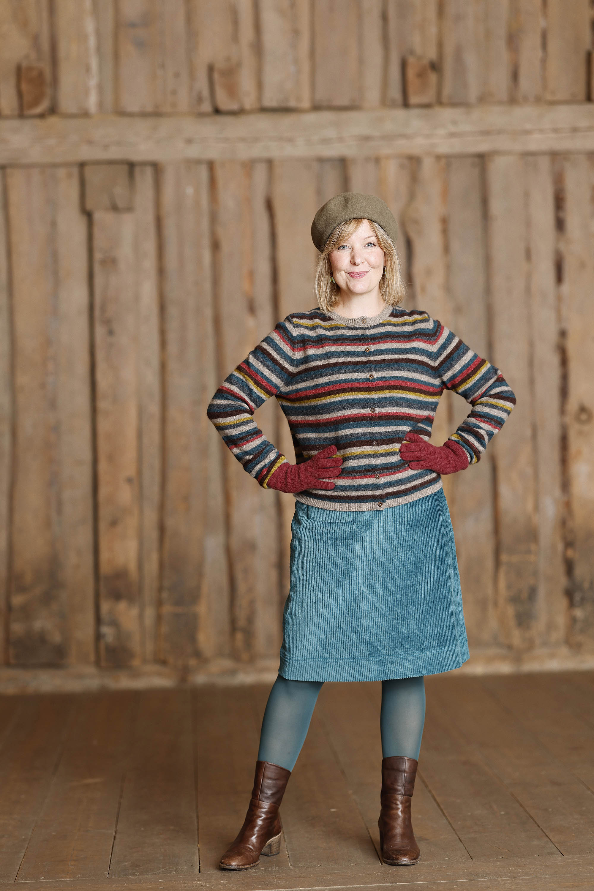 Randig stickad cardigan från Mansted
