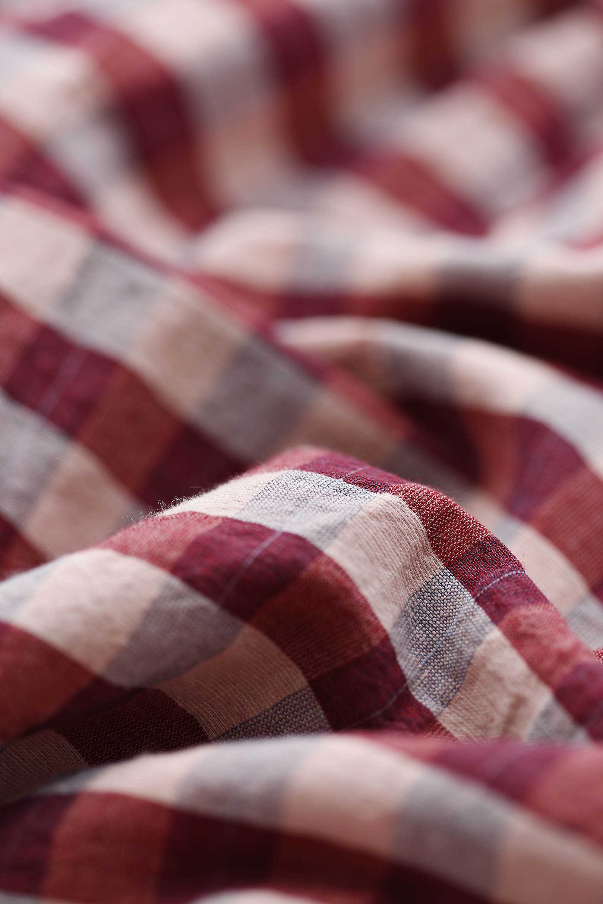 Oversize skjorte i røde/lyserøde tern