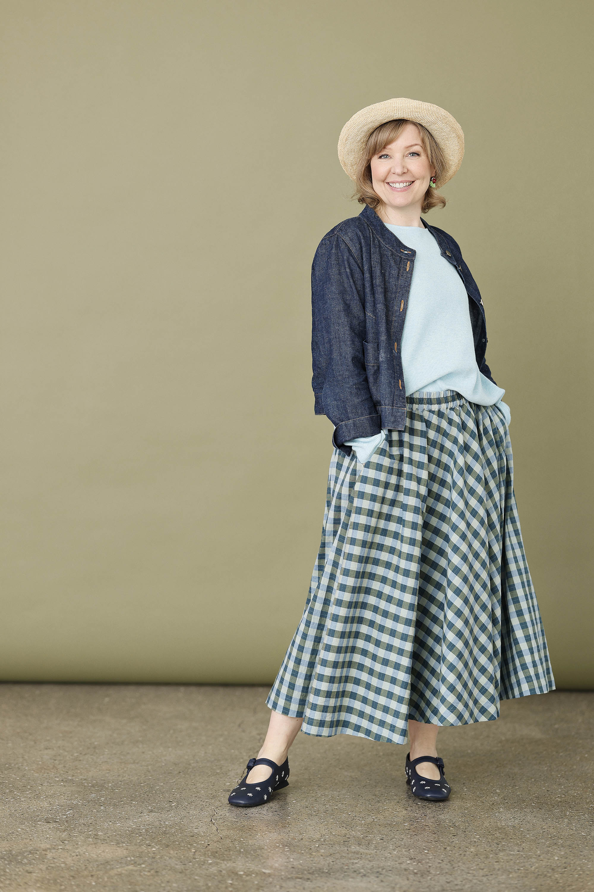 Full circle, checkered skirt in blue/green shades