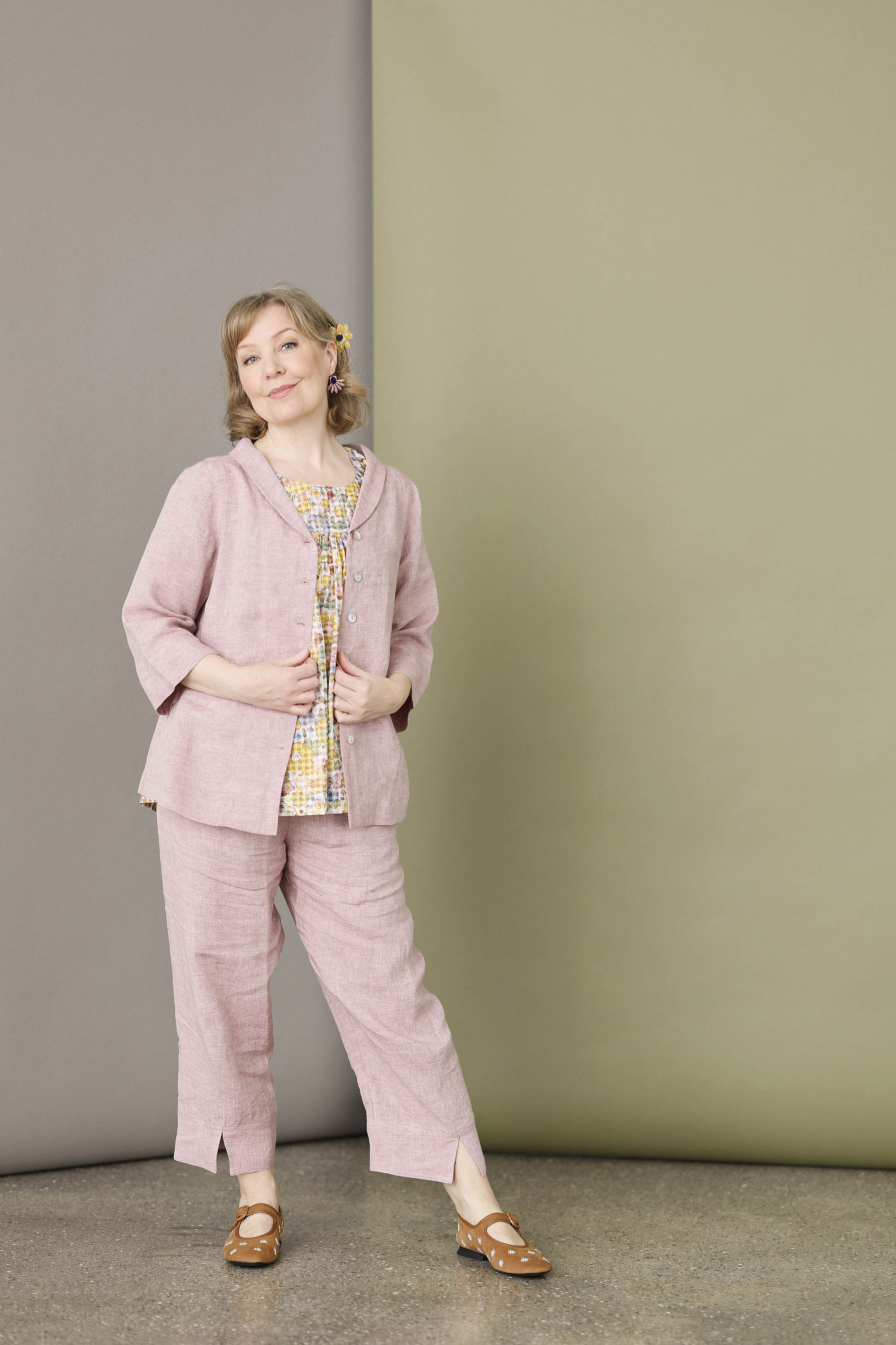 Rosa hørbluse med knapper og 3/4 ærme