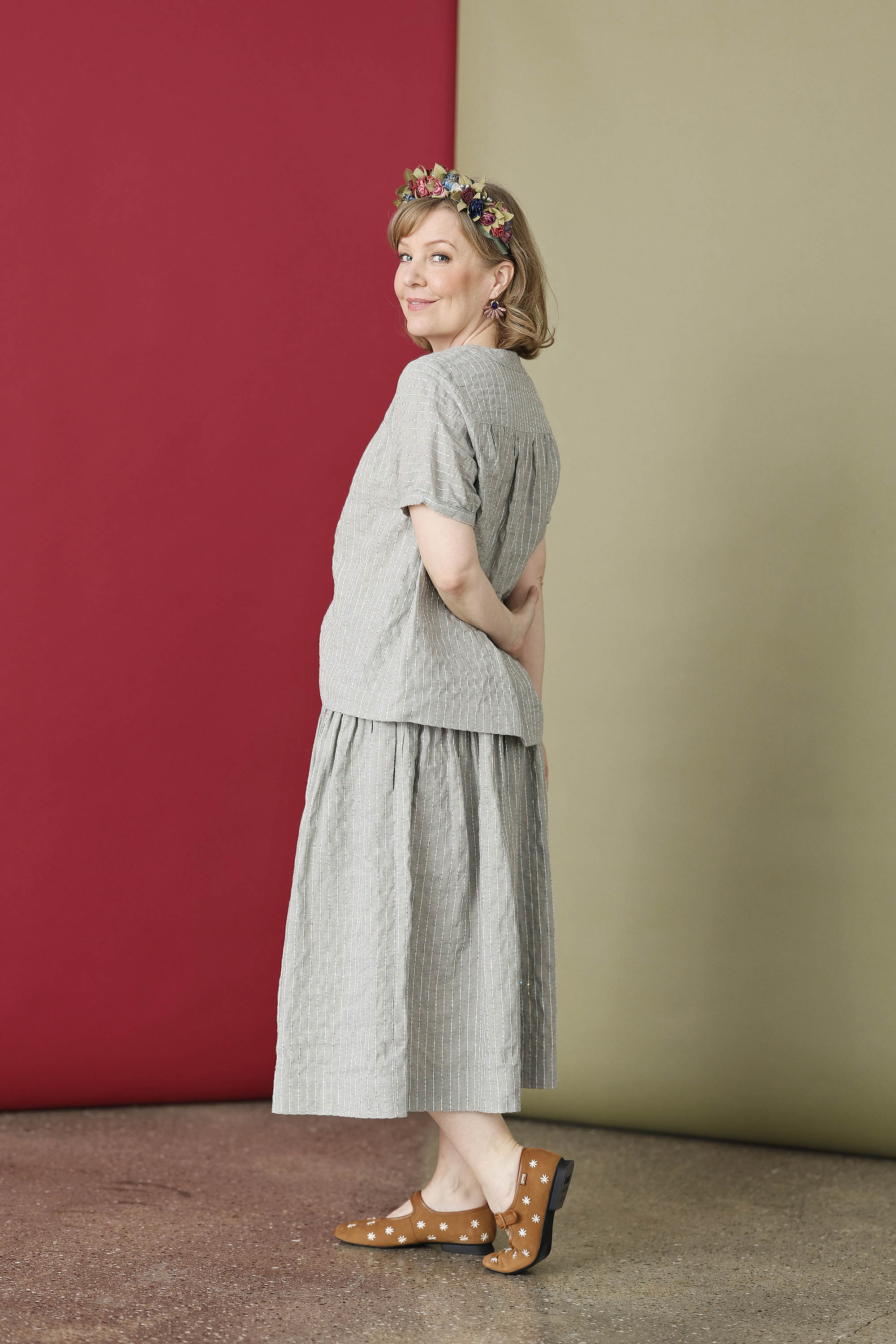 Light blue skirt in linen/cotton with sequins