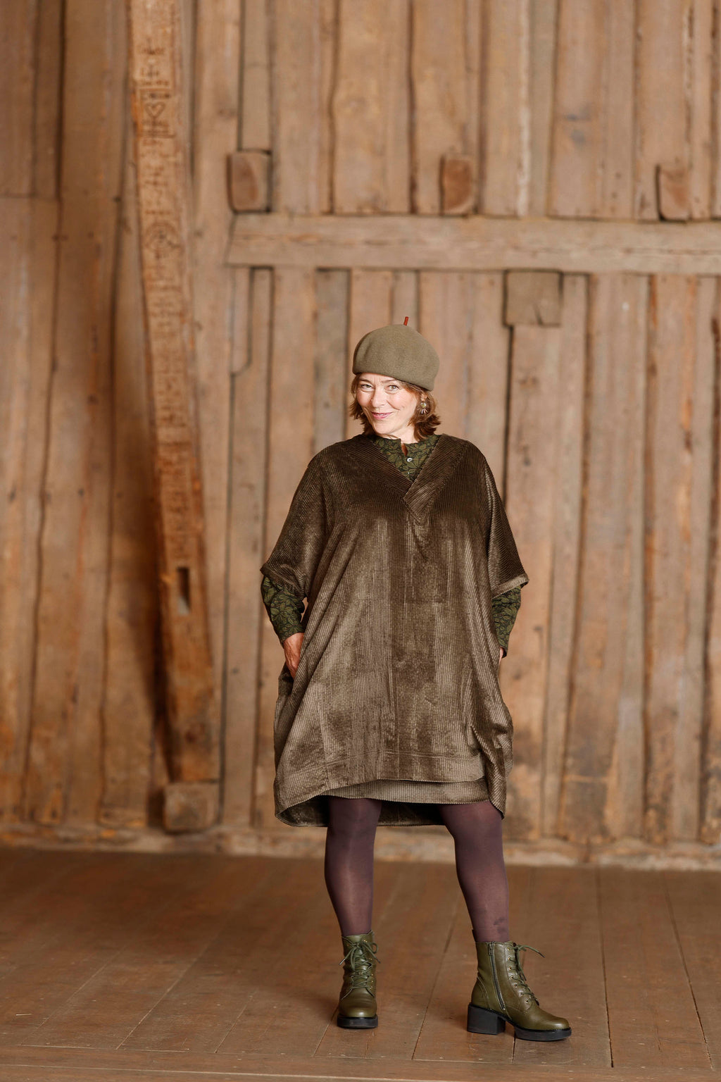 Brun oversize fløjlstunika