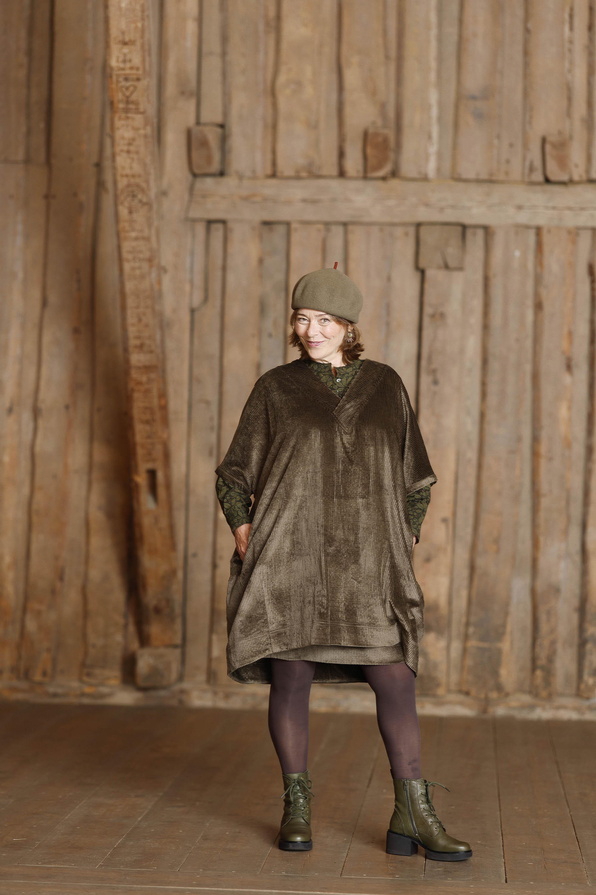 Brun oversize fløjlstunika