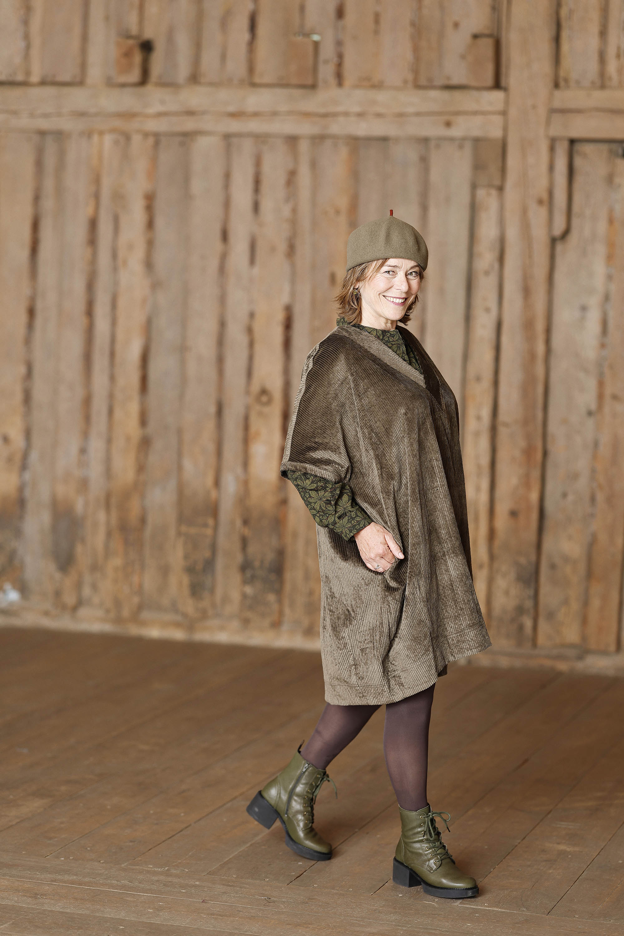 Brun oversize fløjlstunika