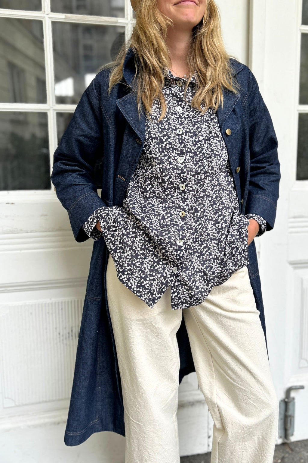 Skjorte med fint småblomstret liberty print