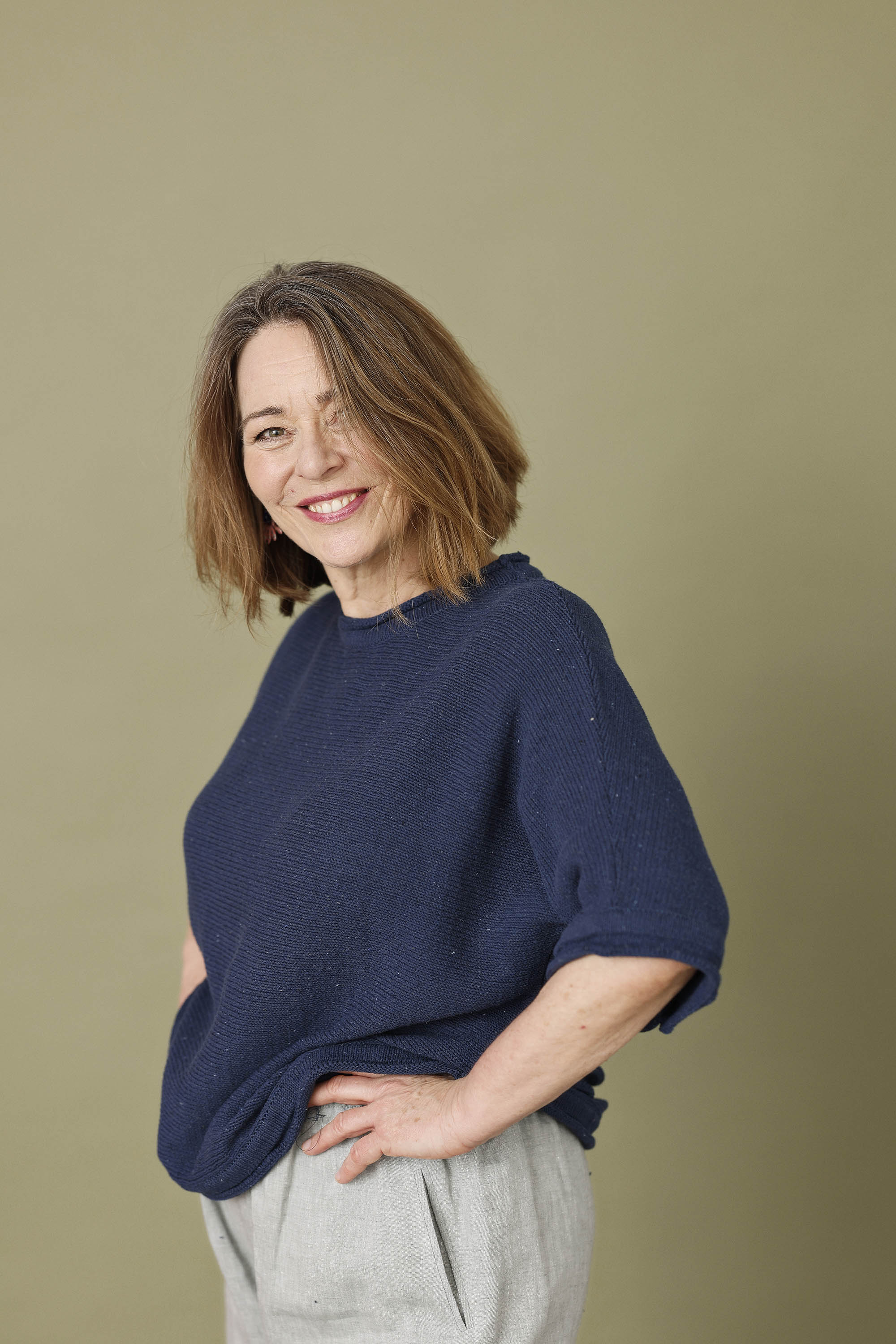 Light blue linen trousers with elastic waistband