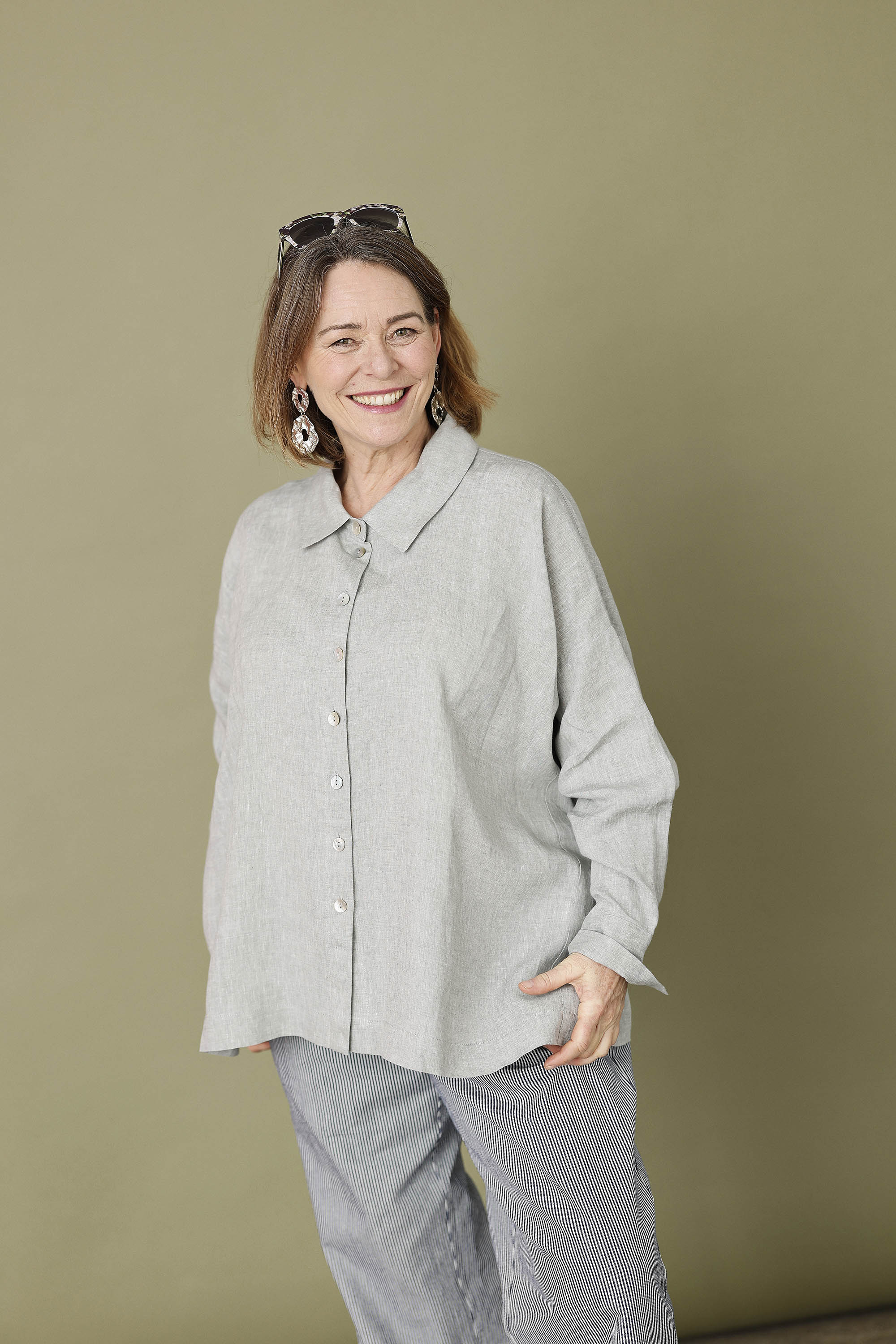 Lyseblå oversize skjorte i 100% hør