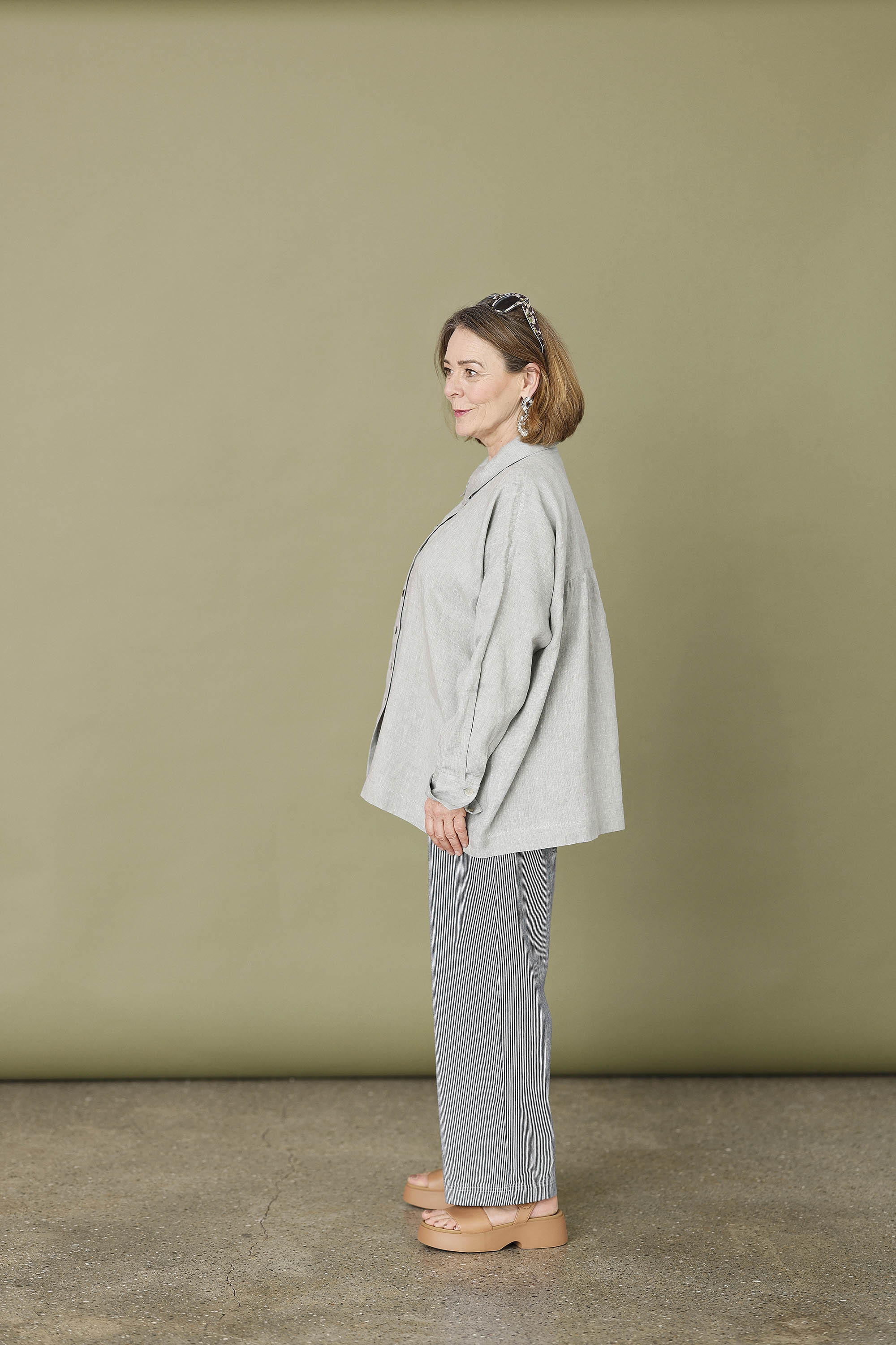 Lyseblå oversize skjorte i 100% hør