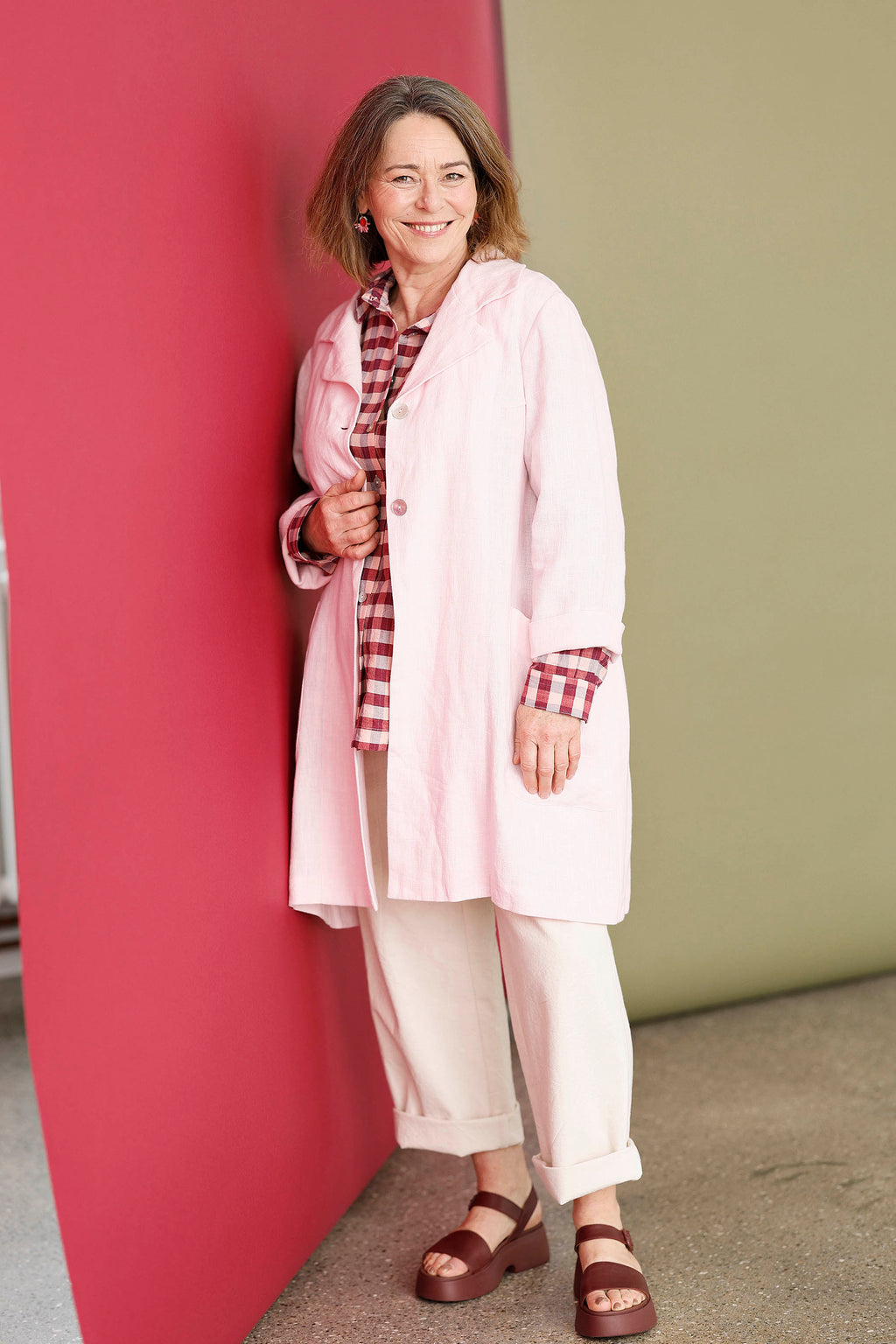 Long pink jacket in heavy linen