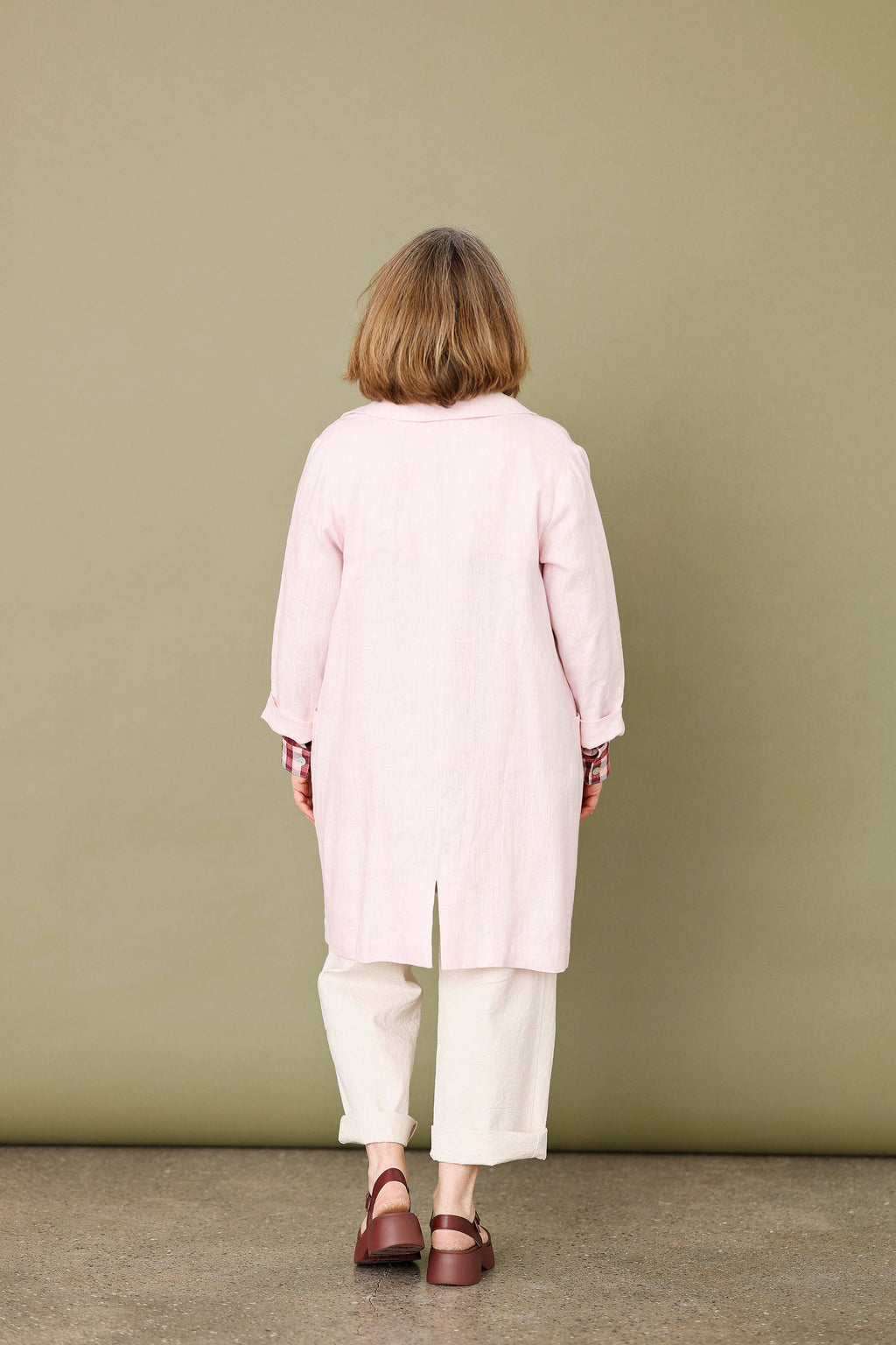 Long pink jacket in heavy linen