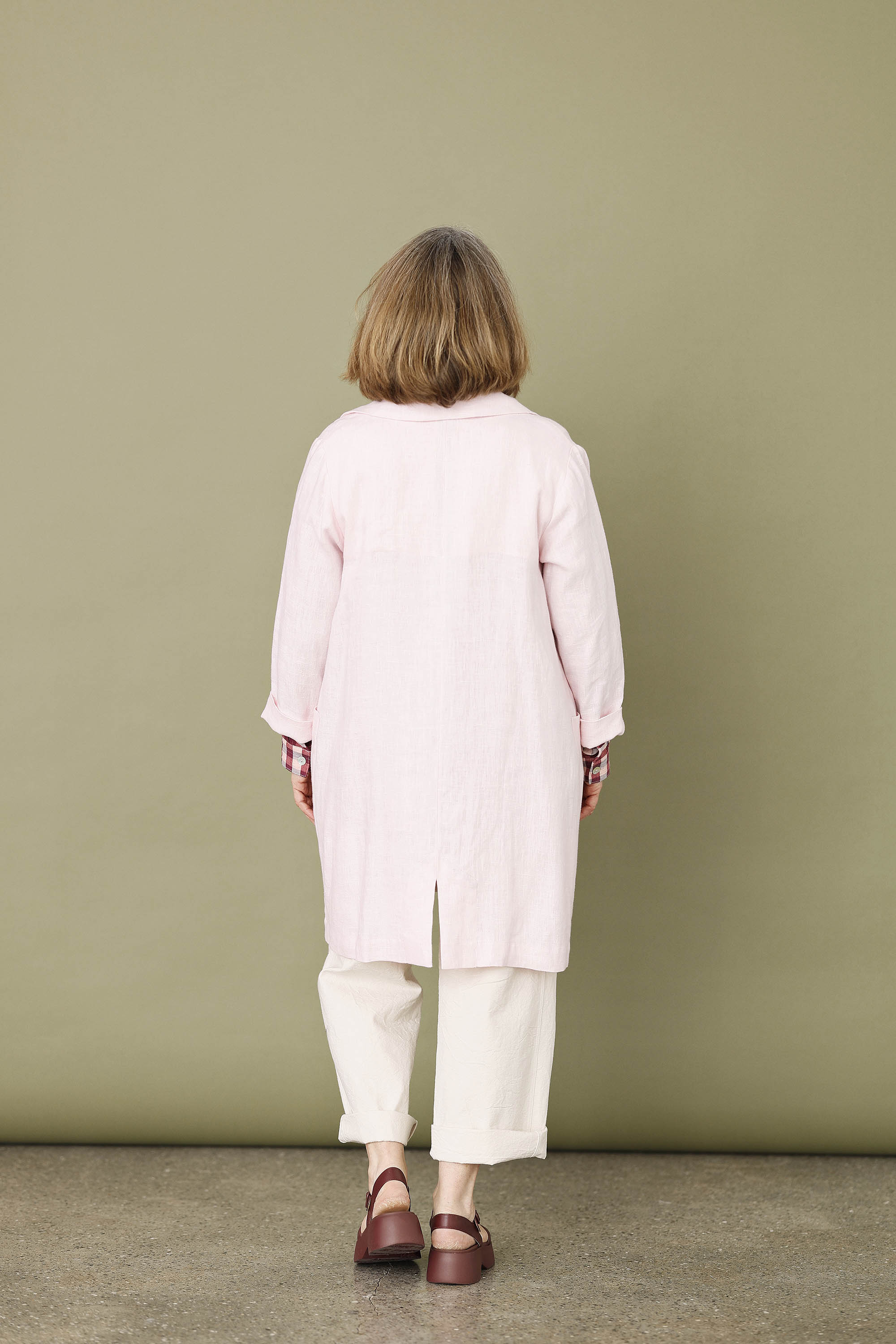 Long pink jacket in heavy linen