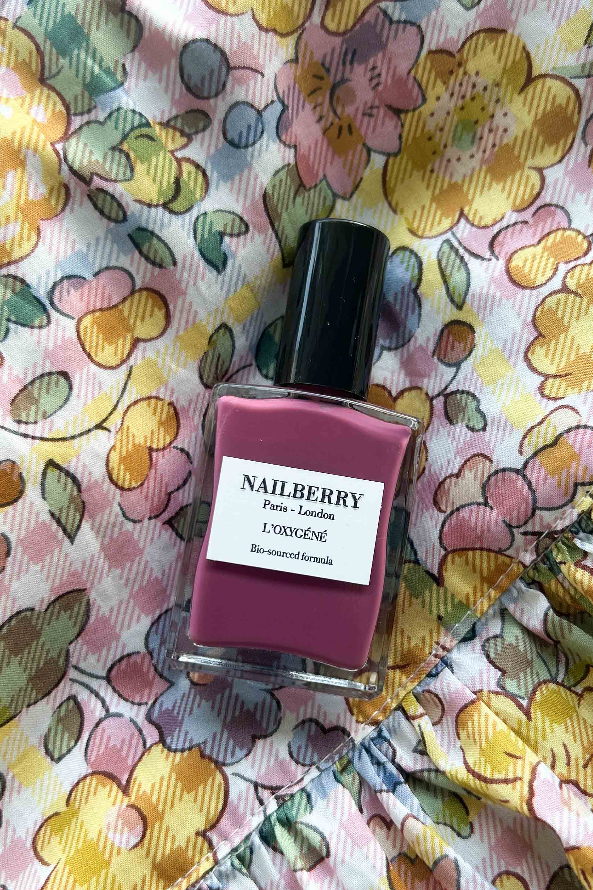 Støvet bourgogne farvet neglelak fra Nailberry