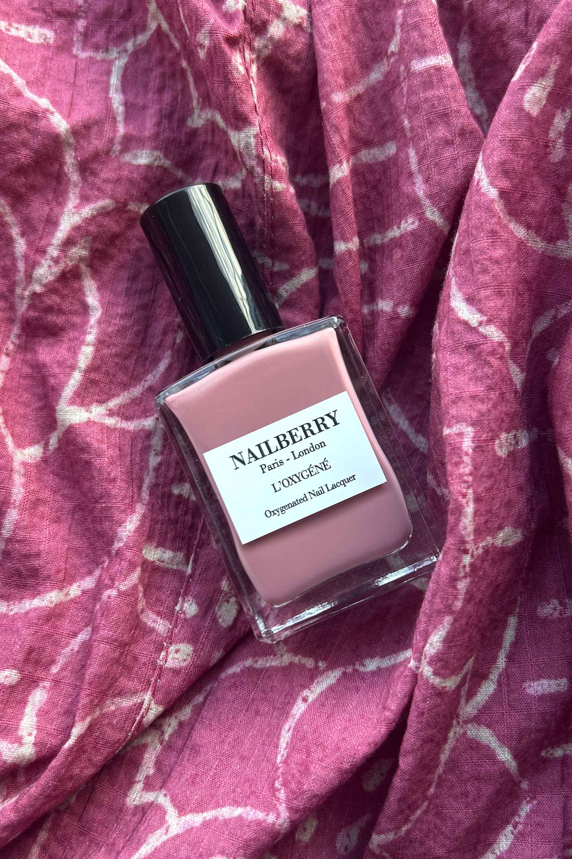 Støvet rosa neglelak fra Nailberry