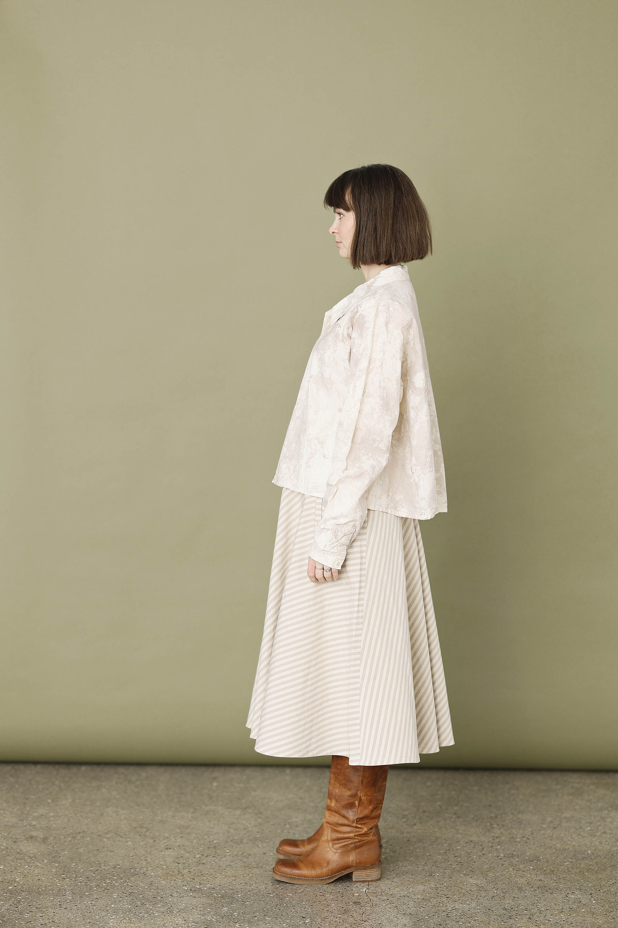 Lys håndfarvet unika tie dye skjorte fra Privatsachen