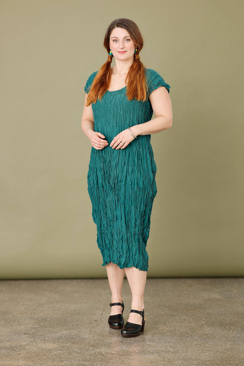 Jade grøn krøllet silkekjole fra Privatsachen