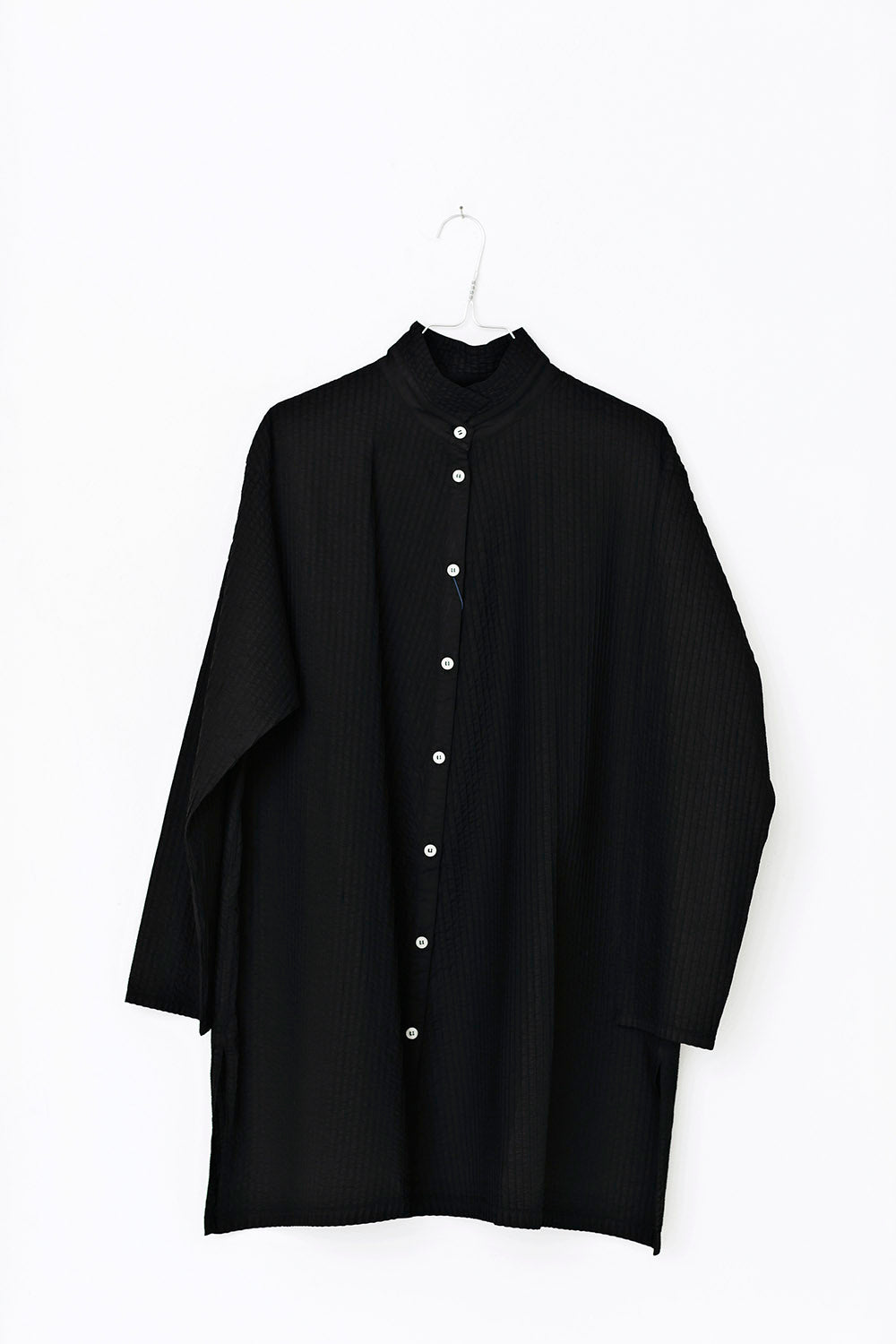 Black Mid-Length YaccoMaricard Shirt